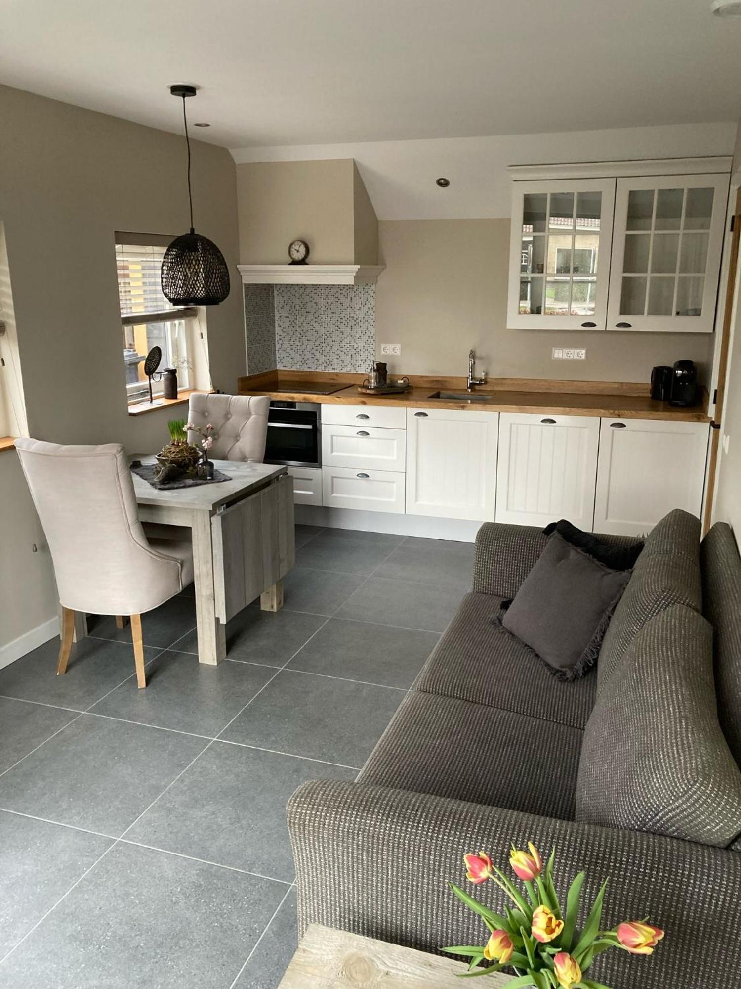 'T Huske Bed & Breakfast Werkendam Exterior foto
